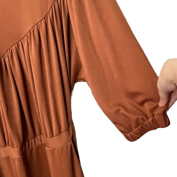 Welcome to my closet! - Picture 5 of 12